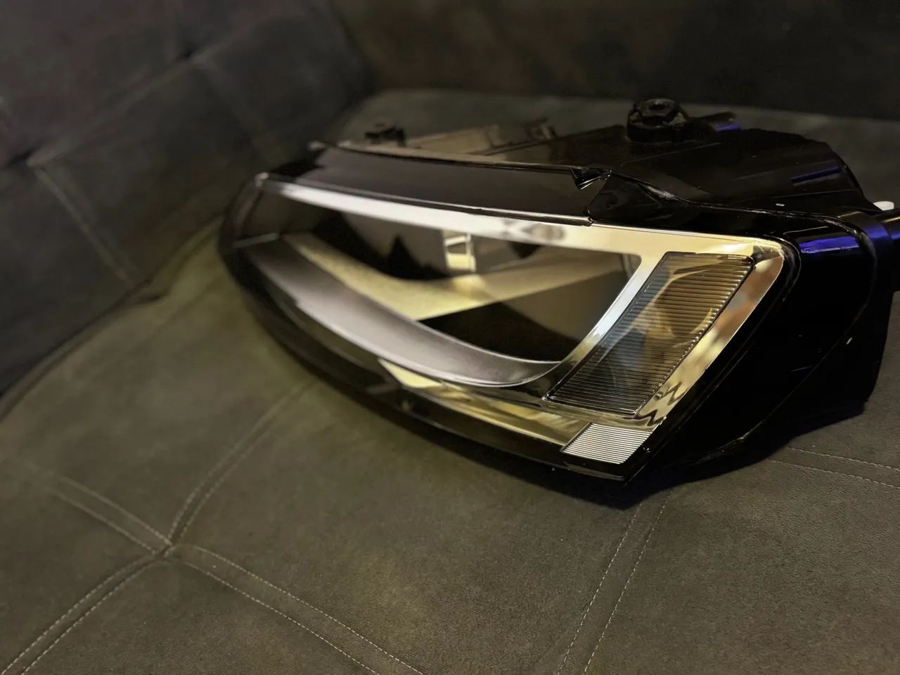 Farol Lado Direito Jetta 2012 2013 2014 2015 2016 2017 2018 - Sem Led  - Foto 2