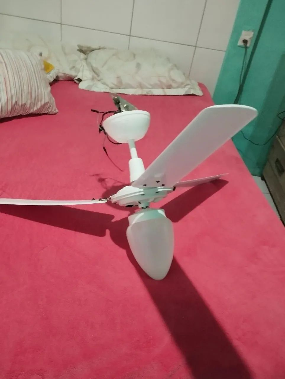 Ventilador de teto branco - Foto 3