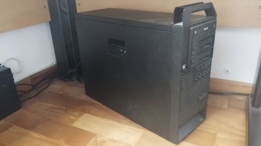 WorkStation Lenovo D30 - Dual Xeon E5-2697 V2 2.70GHz (24 Núcleos 48 Threads) - Foto 2