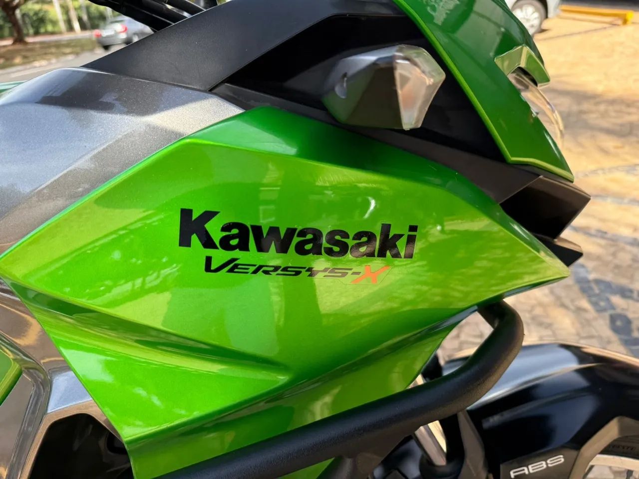 KAWASAKI VERSYS 300 - Foto 2