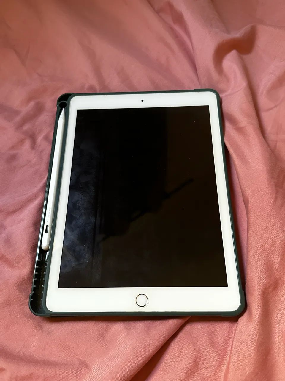 iPad 6ª geração 32 gb Silver Apple,acompanha caneta touch