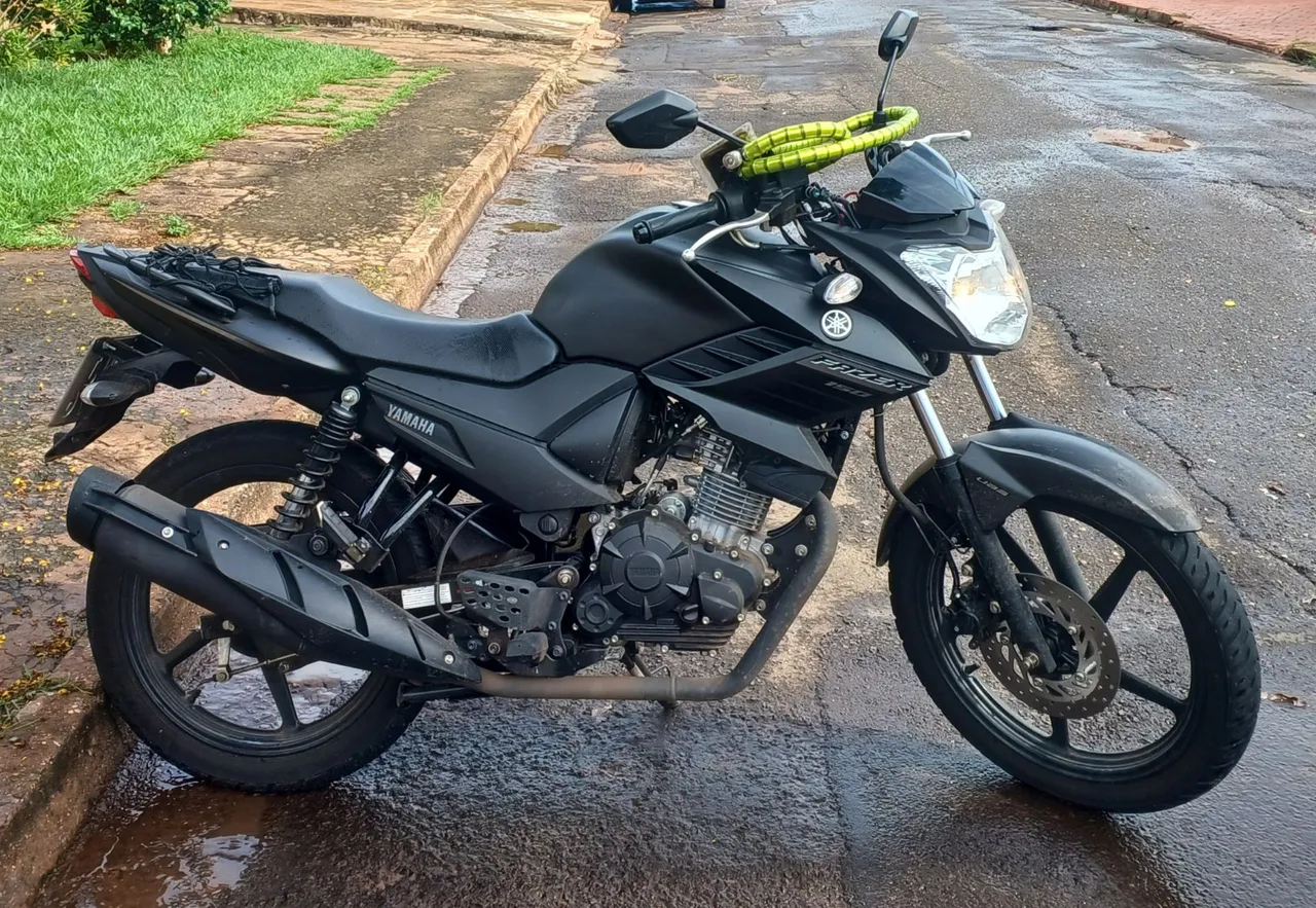 Motos YAMAHA FAZER FZ15 150 FLEX no Brasil