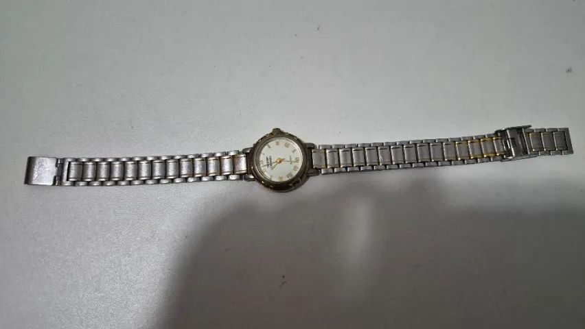 Relógio feminino Carrara RR28371