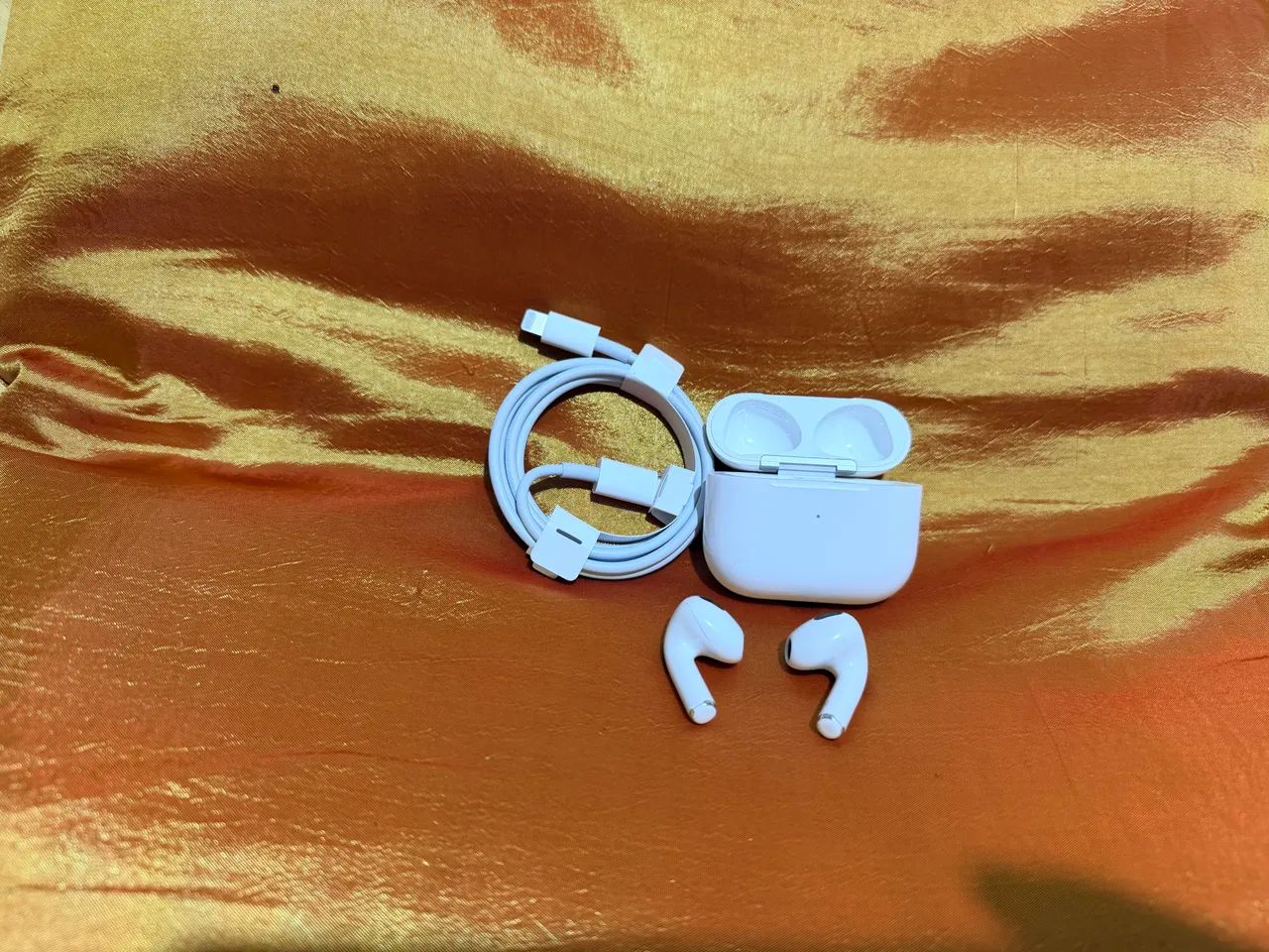 Apple Airpods Terceira geração original - Foto 3