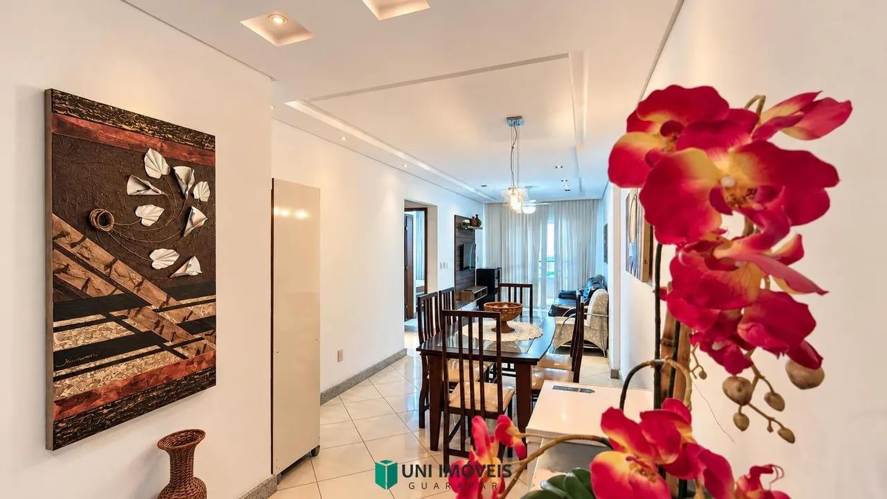 APARTAMENTO DE 3 QUARTOS, 2 SUÍTES, MOBILIADO E 2 VAGAS NO CENTRO DE GUARAPARI! - Foto 3