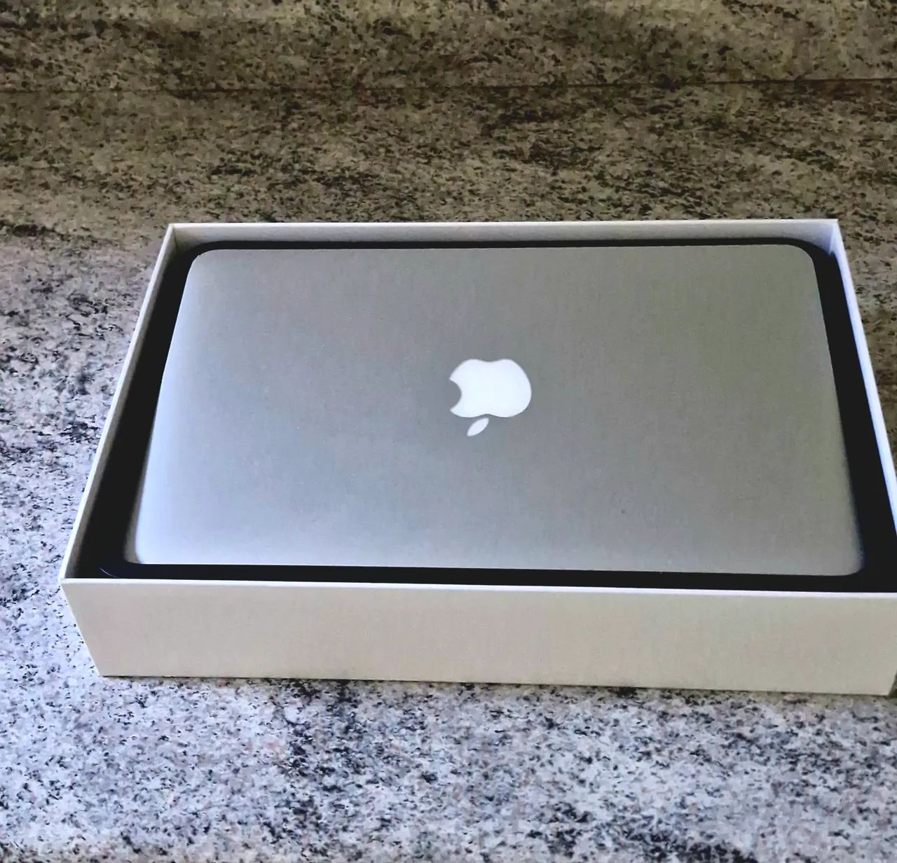 Mac Book AIR 11 (2015) - Foto 2