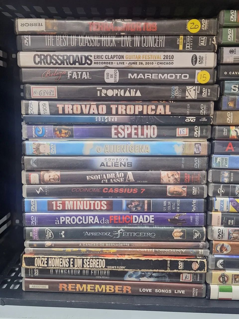 120 DVDs de Filmes Variados - Lote - Foto 2