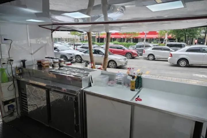 TRAILER PARA EVENTOS OU SHOPPINGS E PRAÇAS DE ALIMENTAÇÃO - Foto 2