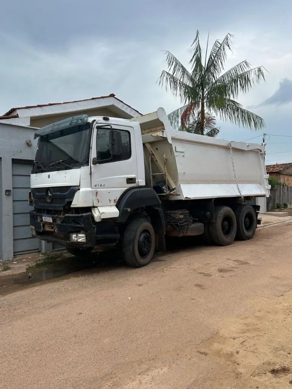 Caminhão Axio 33/40 - Foto 2