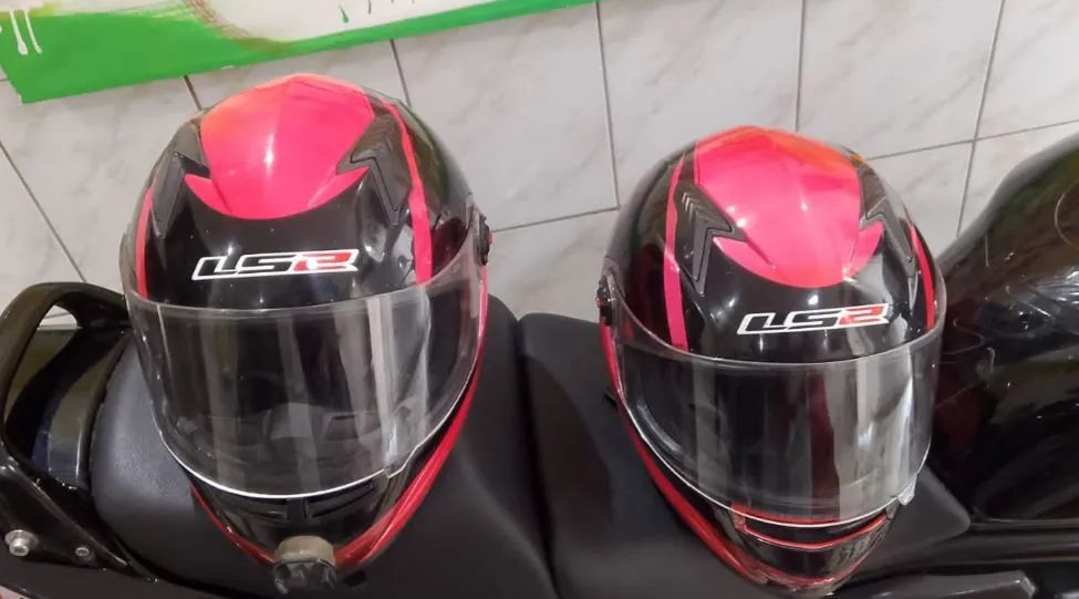 Capacete LS2 por 400 a unidade
