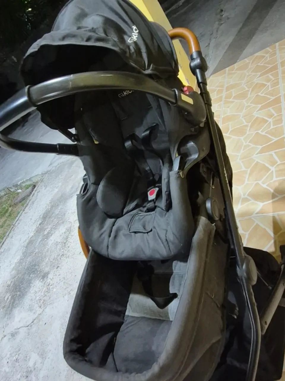 Carrinho com bebê conforto- Kiddo - Foto 4