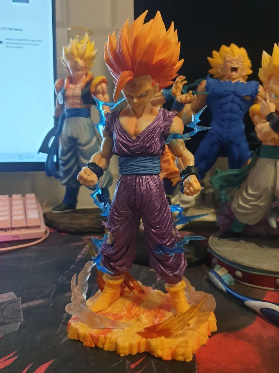 Action Figure Gohan SSJ 2 figura linda