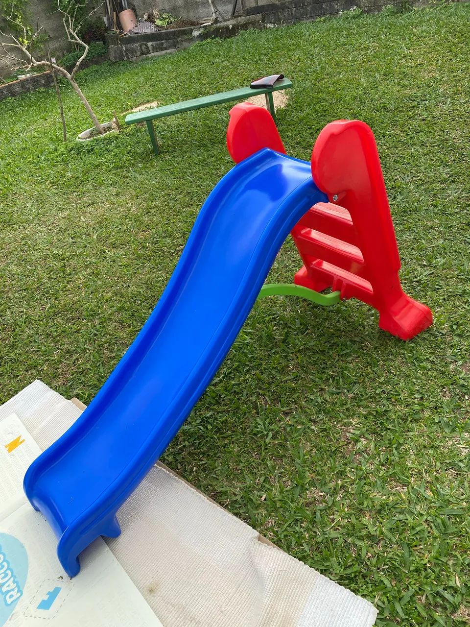 Escorregador infantil 