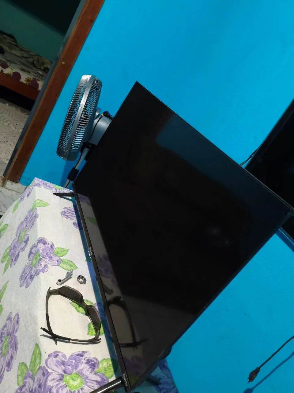 Vende-se cama e TV - Foto 3
