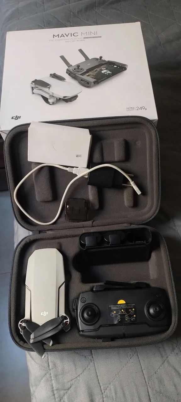 DJI mini Mavic  combo fly more 
