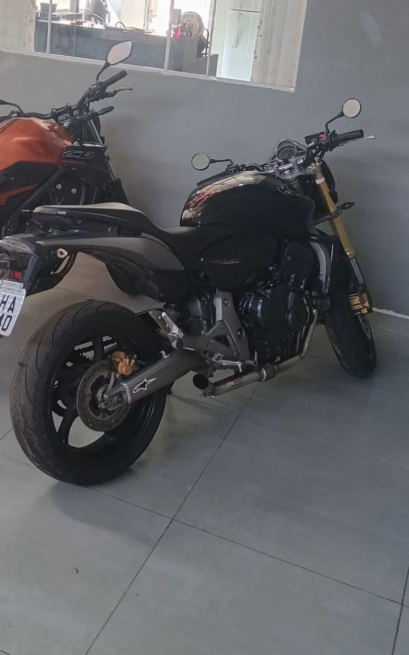 Hornet 600 - Foto 2