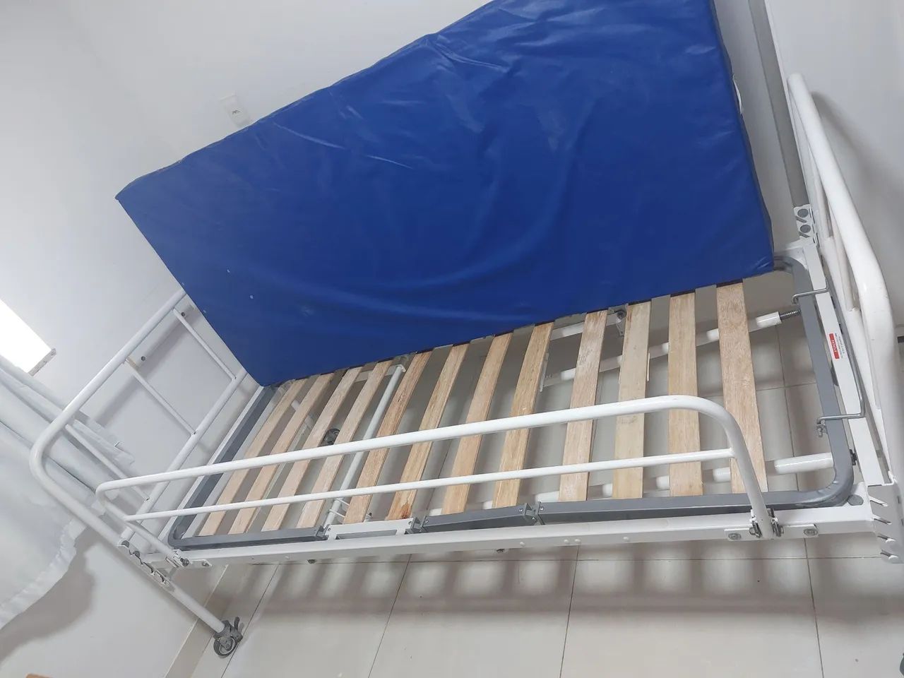 Cama hospitalar  - Foto 3