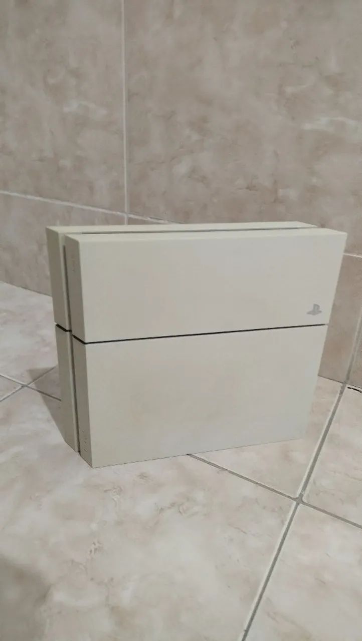 PlayStation 4 Fat - Ótimo Estado - Foto 5