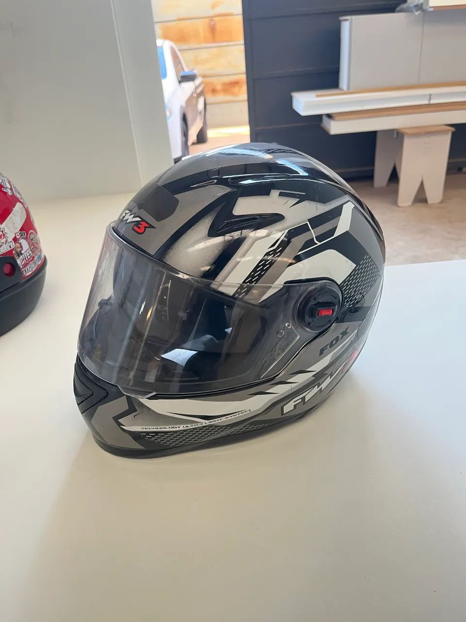 FW3 com óculos interno 