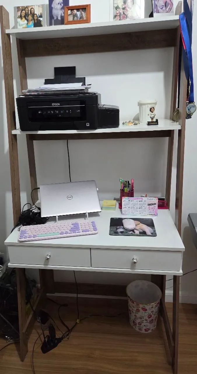 Mesa para computador com 2 gavetas