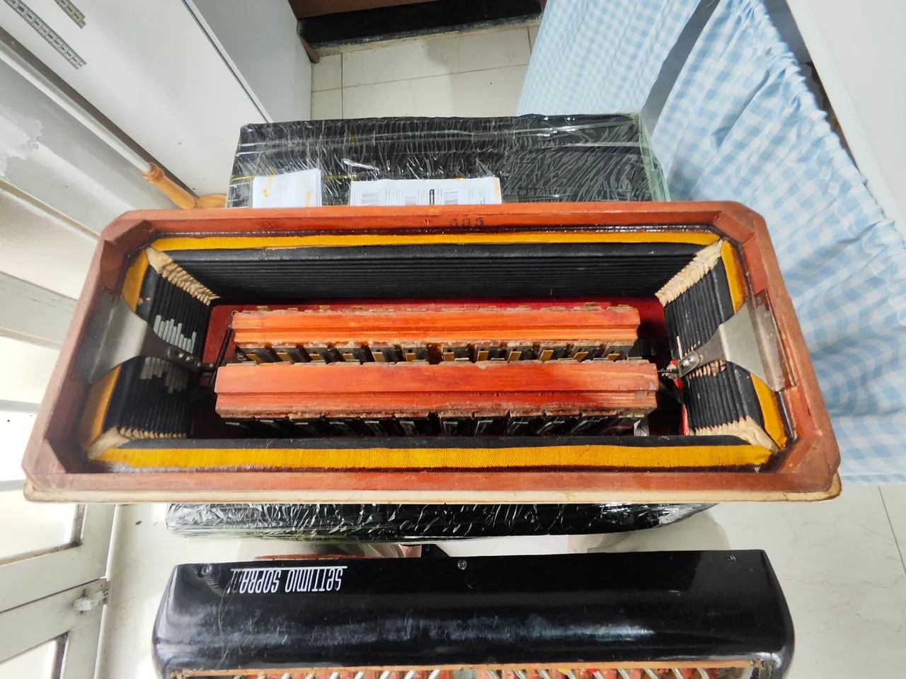 Acordeon 80 baixos  - Foto 3