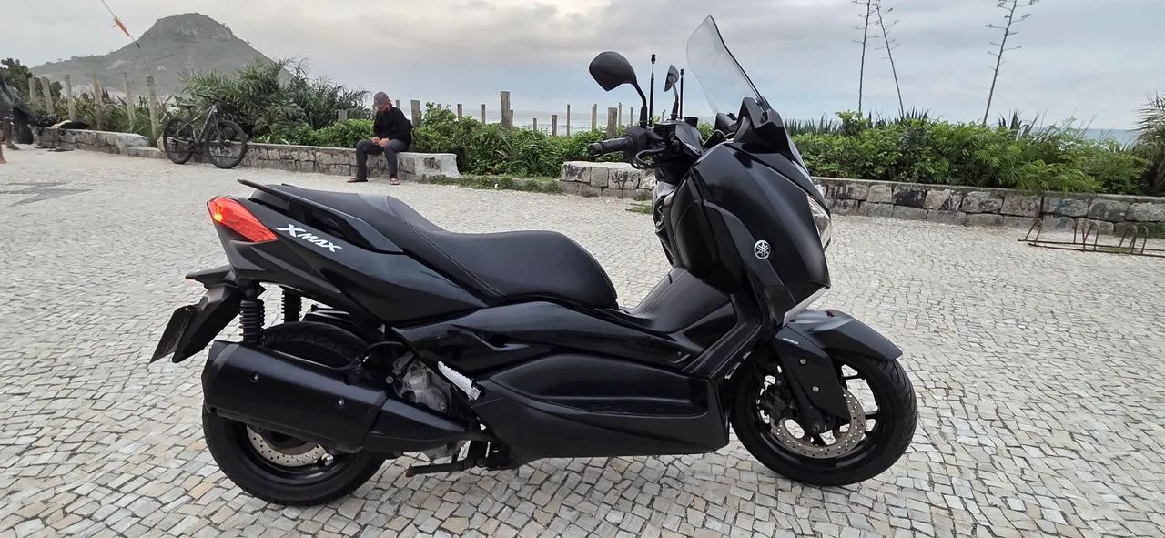 XMAX 250 ABS - Foto 5