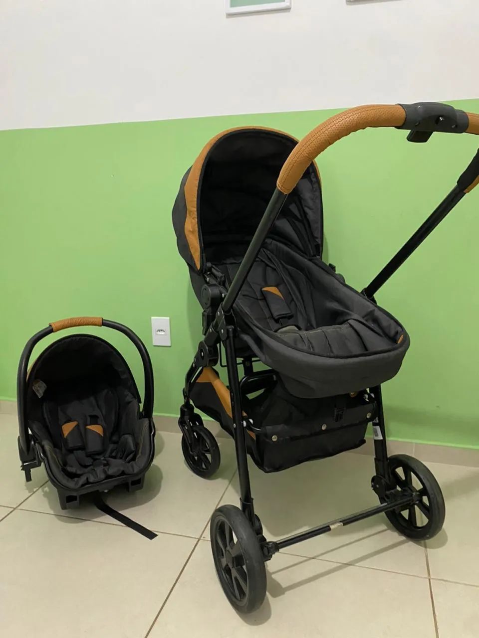 CARRINHO DE BEBÊ COM CADEIRINHA - Foto 3