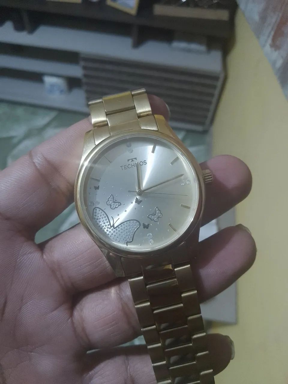 Vendo relógio technos banhando a ouro nunca usado