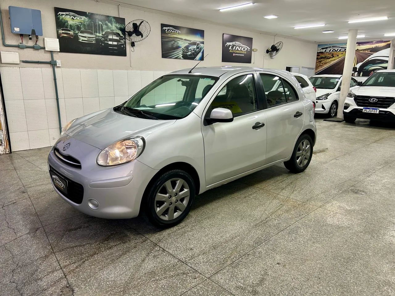 Nissan March 2013