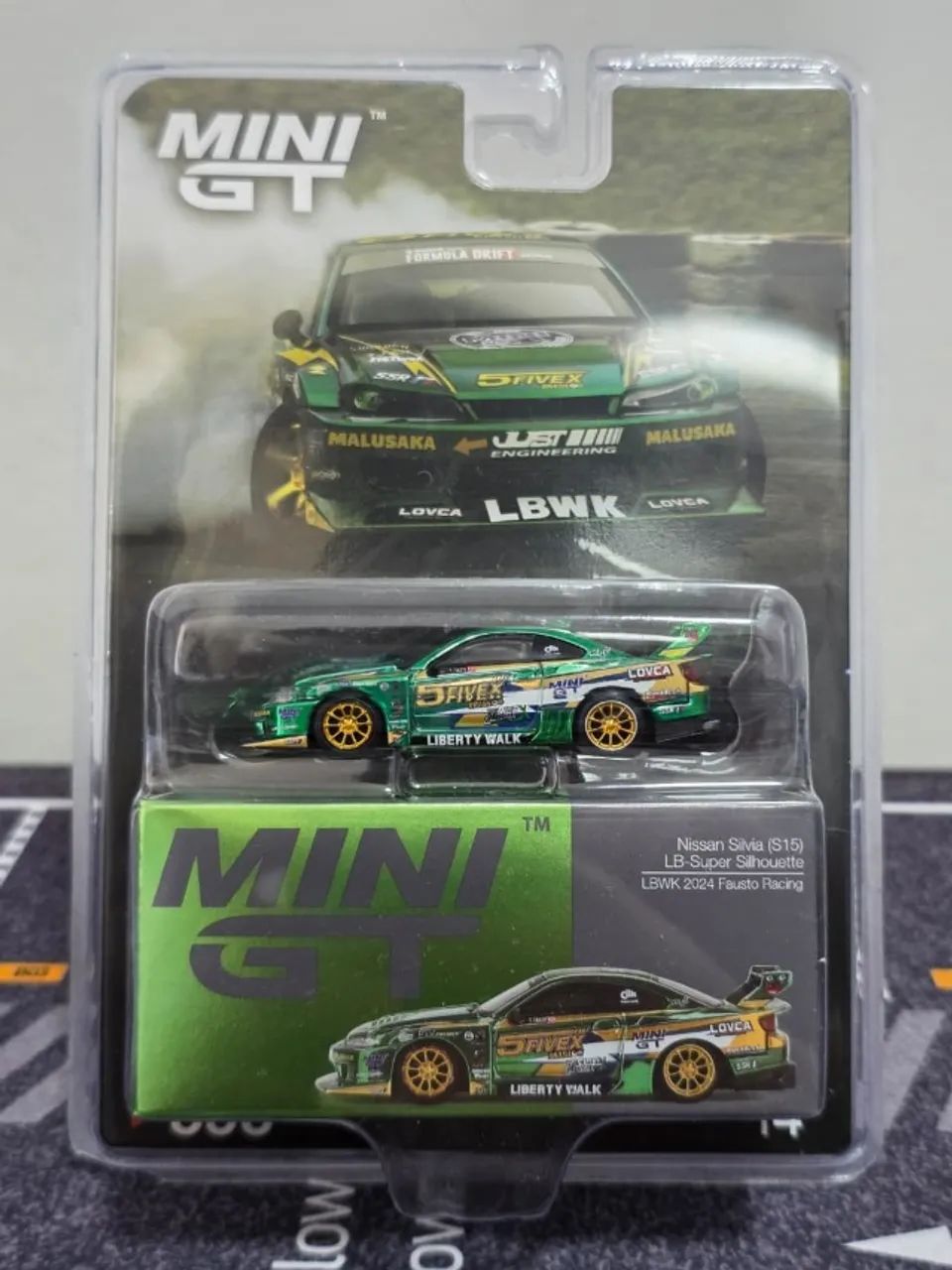 LB-Super Silhouette Nissan Silvia S15 Fausto Racing - MiniGT