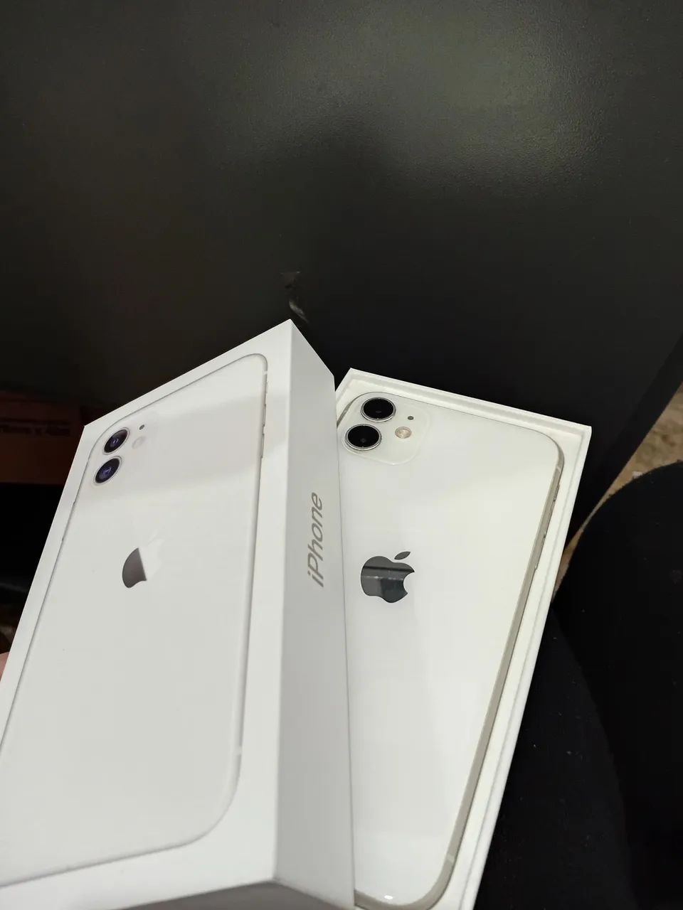IPHONE 11 64GB + APPLE WATCH 8 45MM  - Foto 3