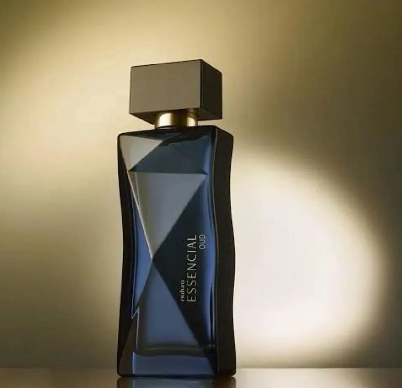 Natura oud feminino