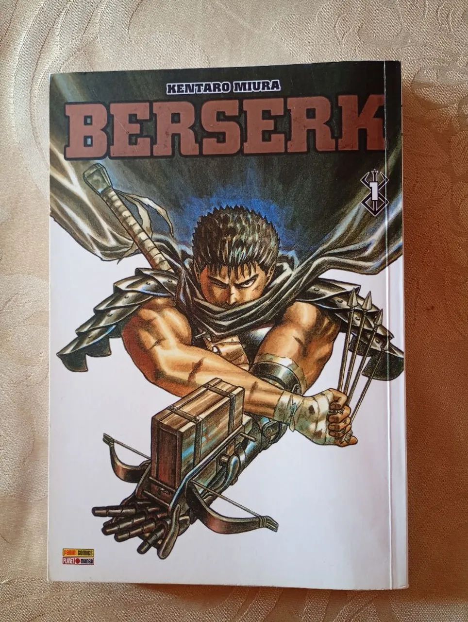Mangá capítulo 1 Berserk (usado) - Foto 2