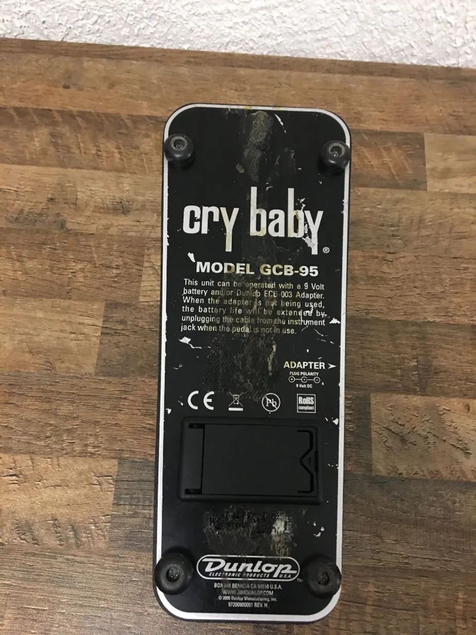 Pedal de Guitarra - Dunlop Cry Baby (GCB95) WahWah - Instrumentos