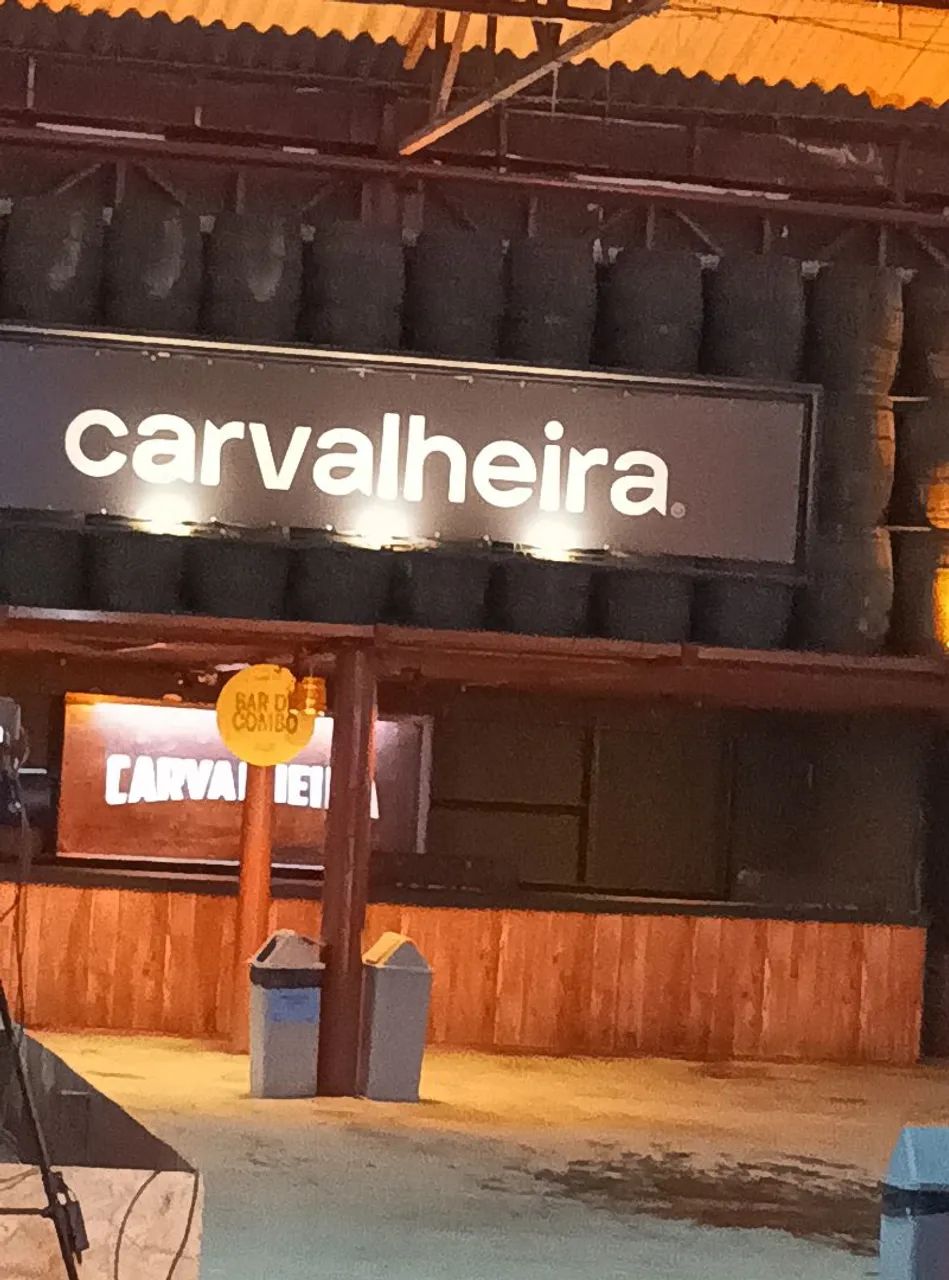 Som profissional e iluminação 