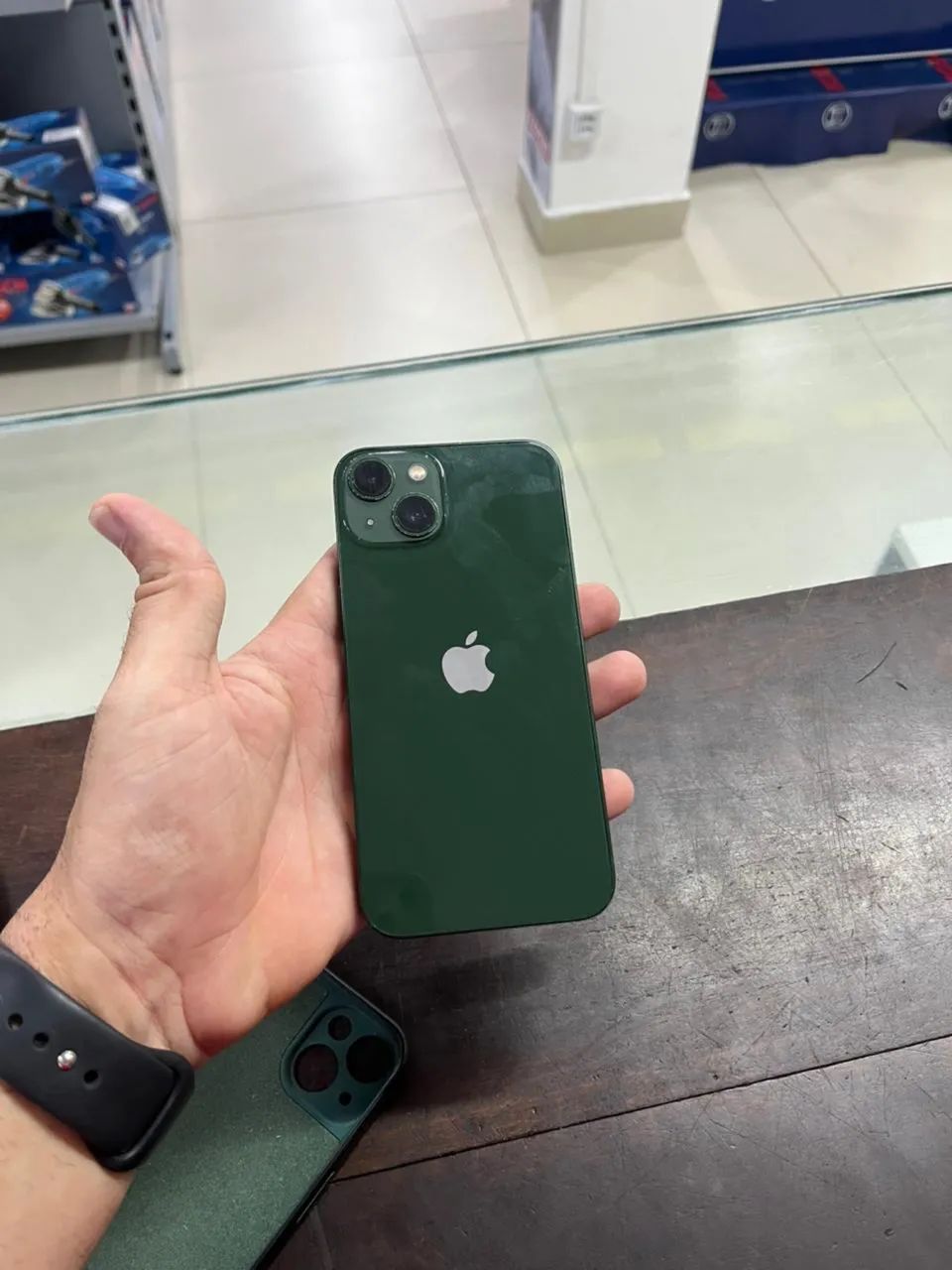 Troco iPhone 13 em 14 com volta minha  - Foto 2