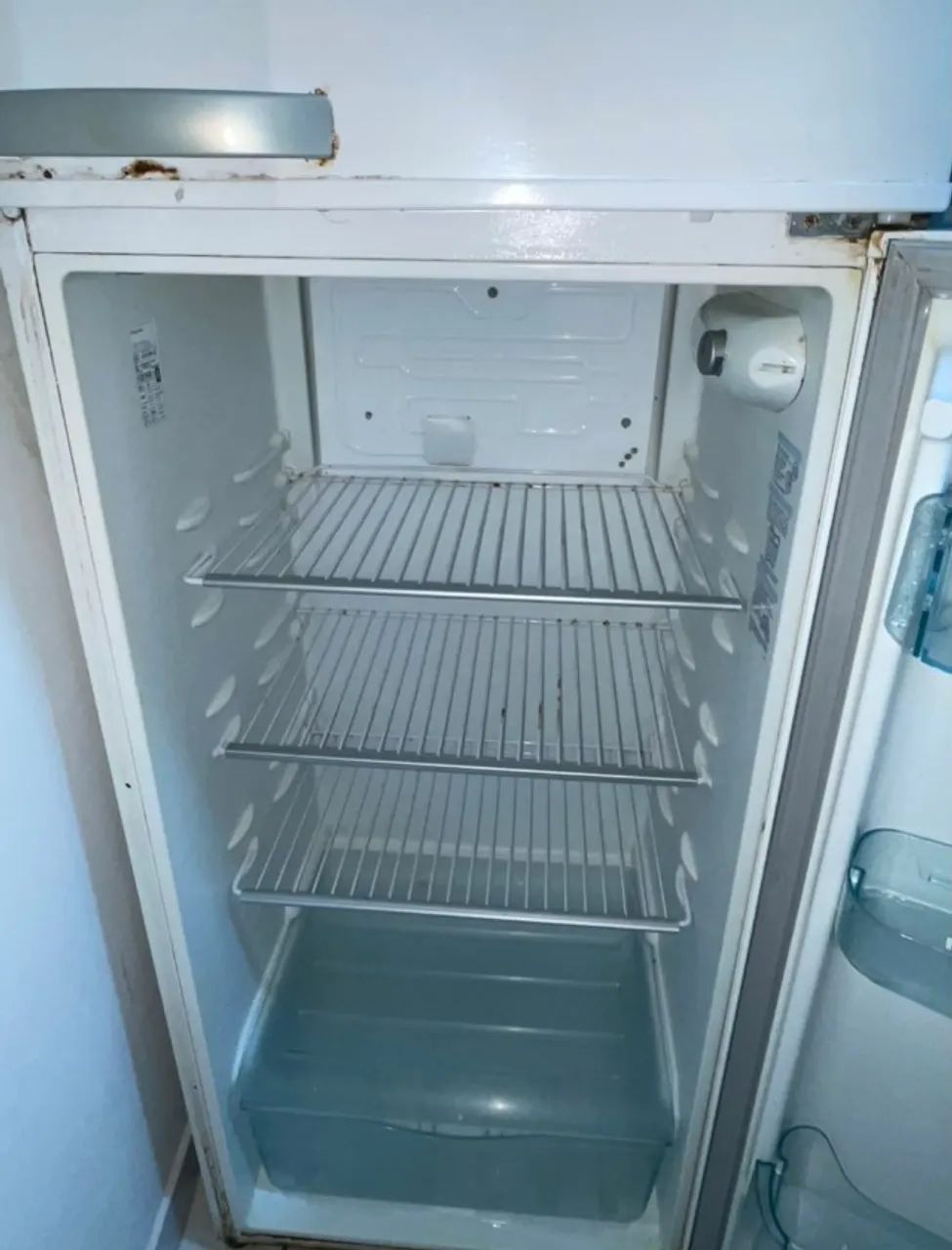 Geladeira com freezer Electrolux DC37 - Foto 2