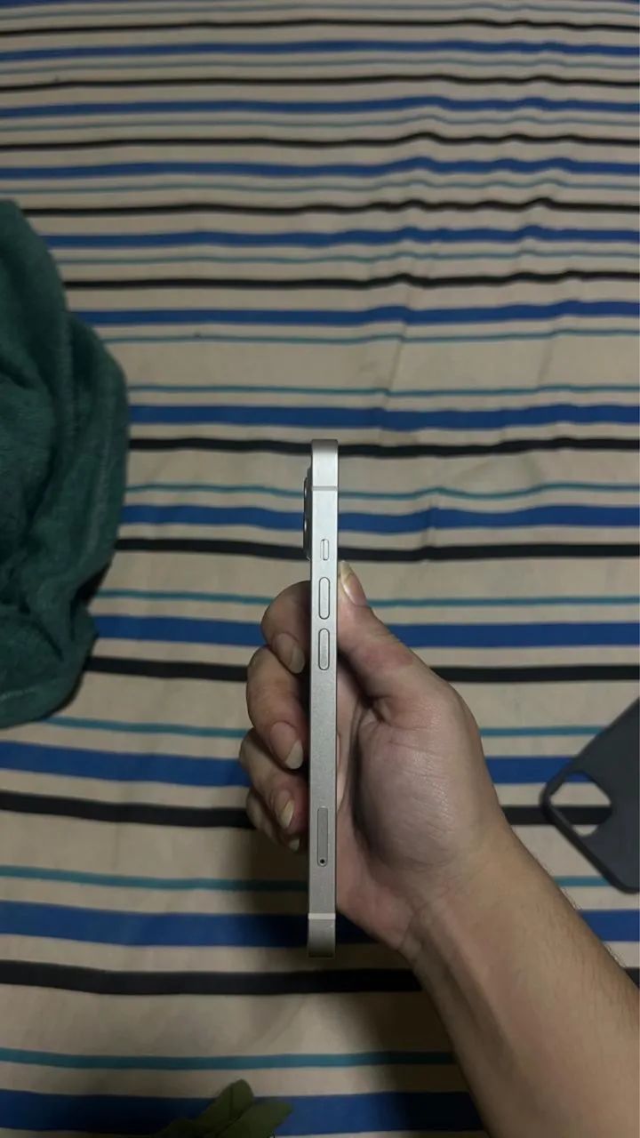 iPhone 13 - 95% de Saúde da Bateria - Excelente Estado - Foto 3