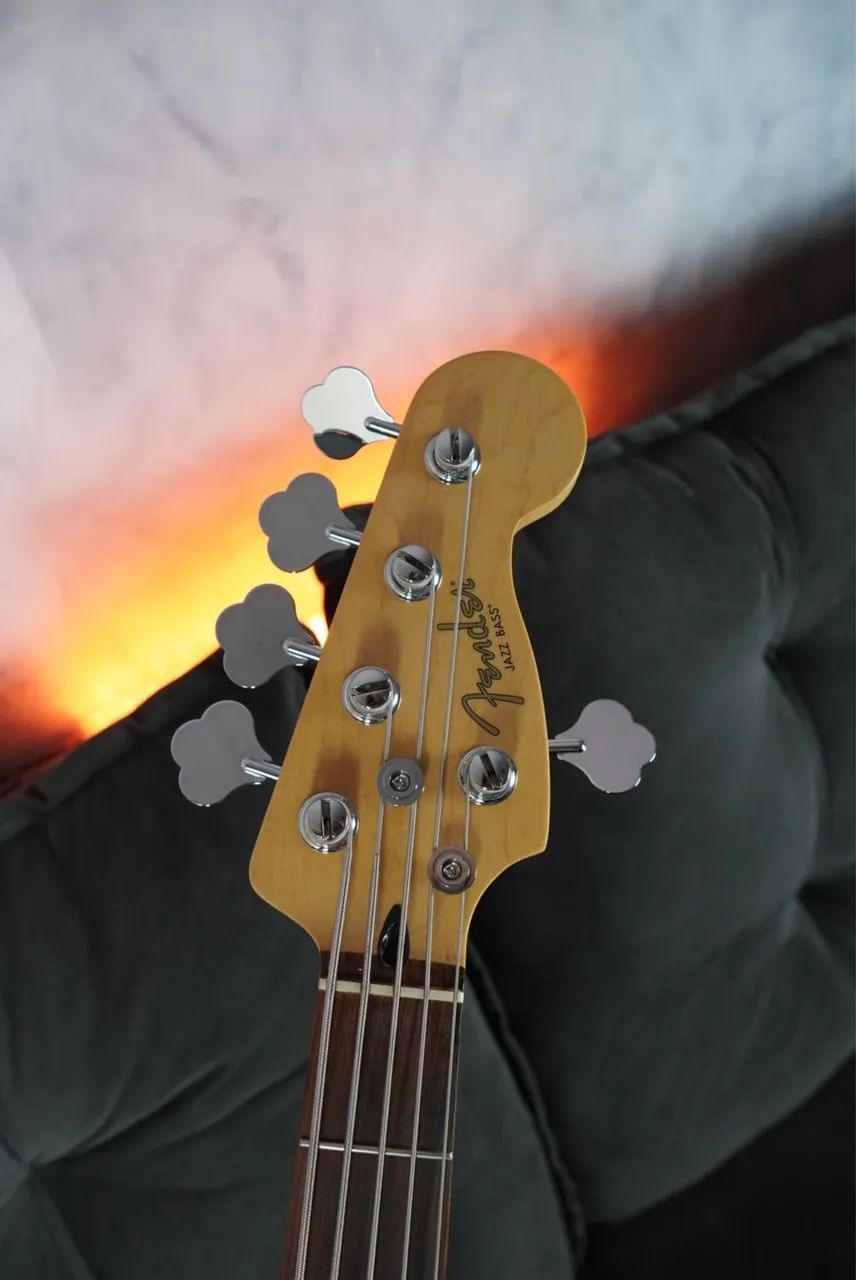 Baixo fender player plus caps noiseles - Foto 4