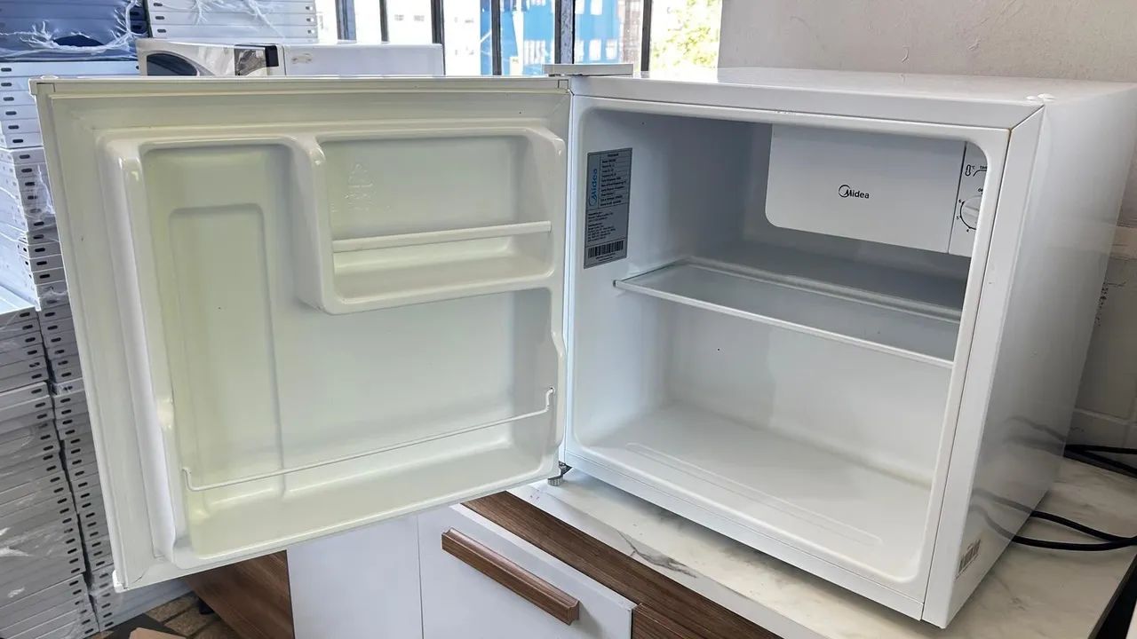 Frigobar Midea 45L inverter ?  - Foto 4