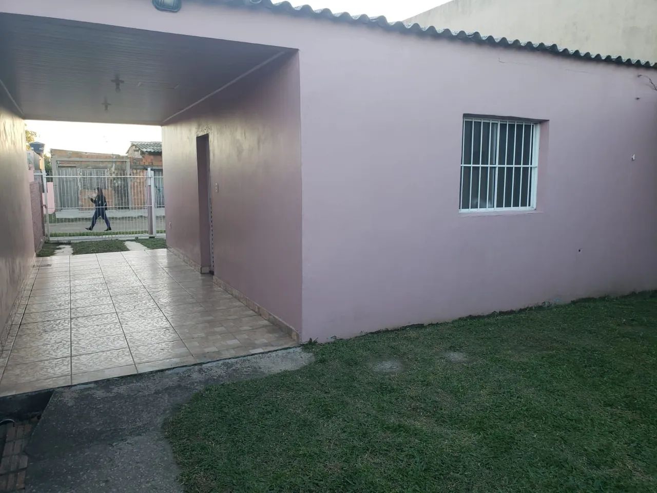 Oportunidade - Casa Padrão  - Foto 2