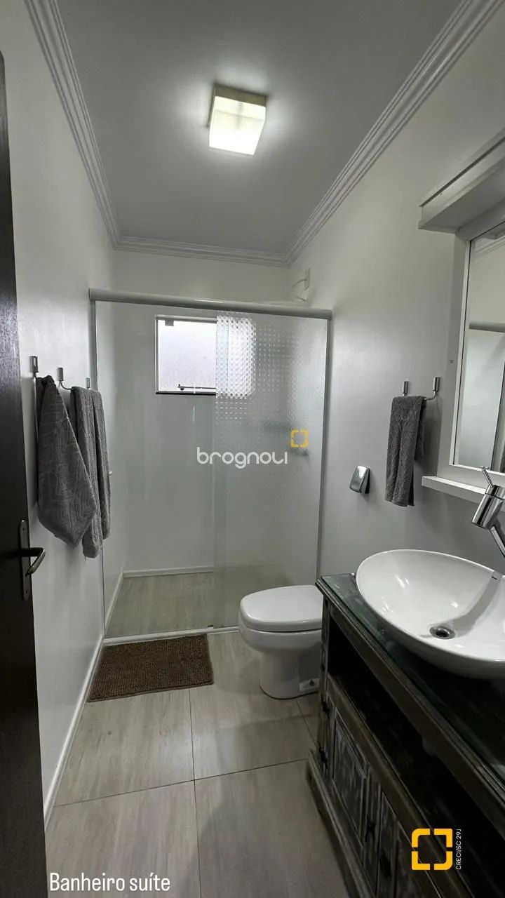 BROGNOLI VENDE - Casa com 03 dormitórios entre as Praias dos Ingleses e Santinho. - Foto 5