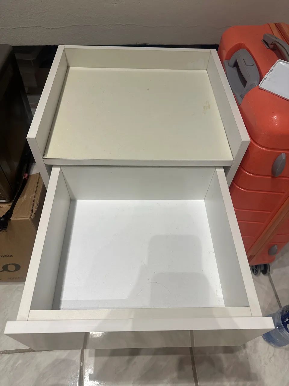 Vendo mesa de cabeceira 100% MDF  - Foto 2