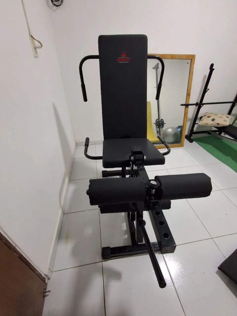 Cadeira e mesa flexora e extensora  - Foto 3