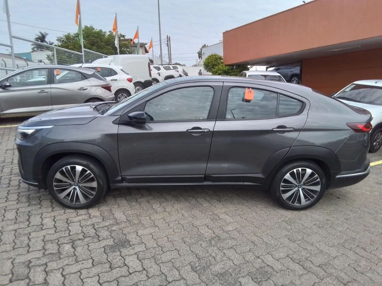 Fiat Fastback Audace 1.0 200 T. Flex Aut, foto 2 de 12
