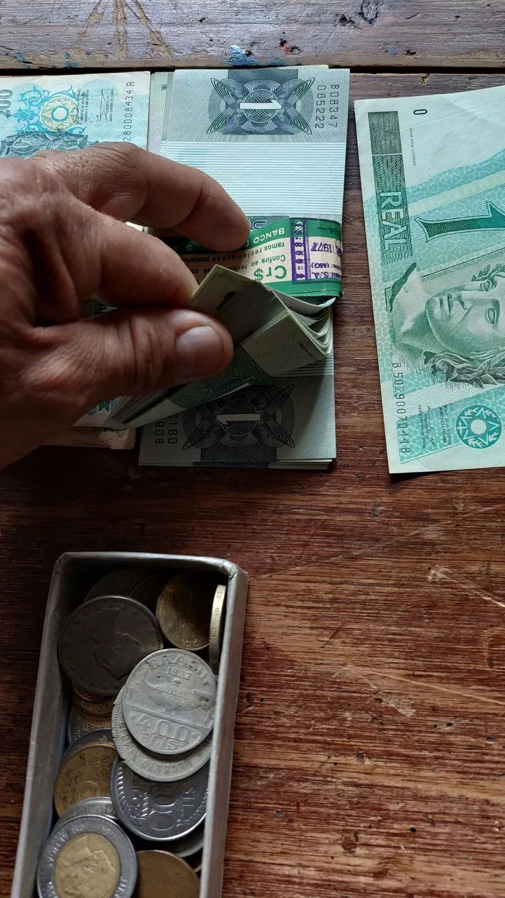 Vendo coleção de cartões, notas e moedas!Valor e forma de pagamento a combinar... - Foto 3