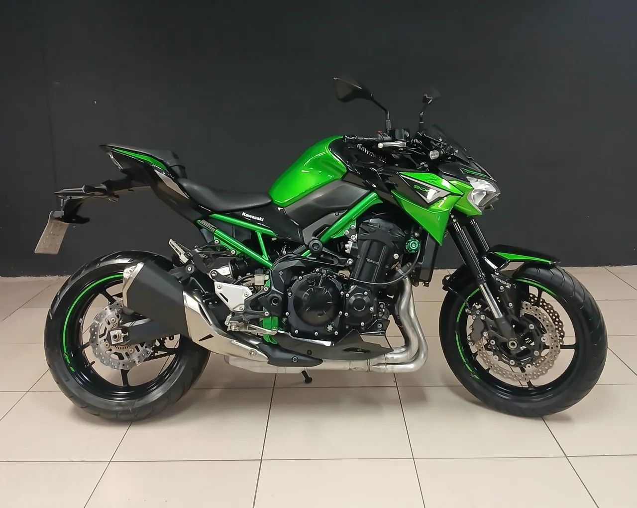 KAWASAKI Z900 - Foto 3