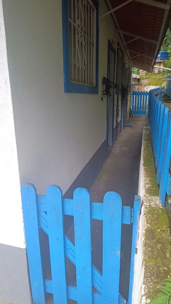 Quitinete mobiliada Quitandinha próximo à UFF. LNCC e FAETEC)