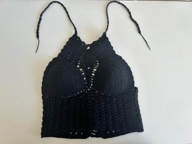 Cropped de Crochê Preto Artesanal - Foto 3