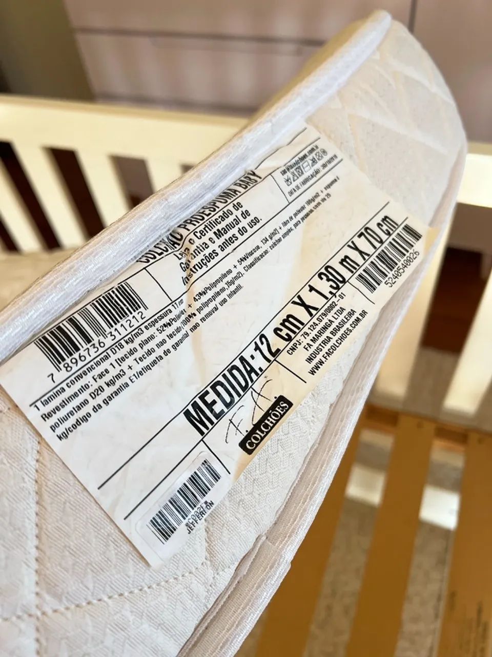 Berço infantil branco de madeira com grade móvel + colchão | INMETRO  - Foto 6